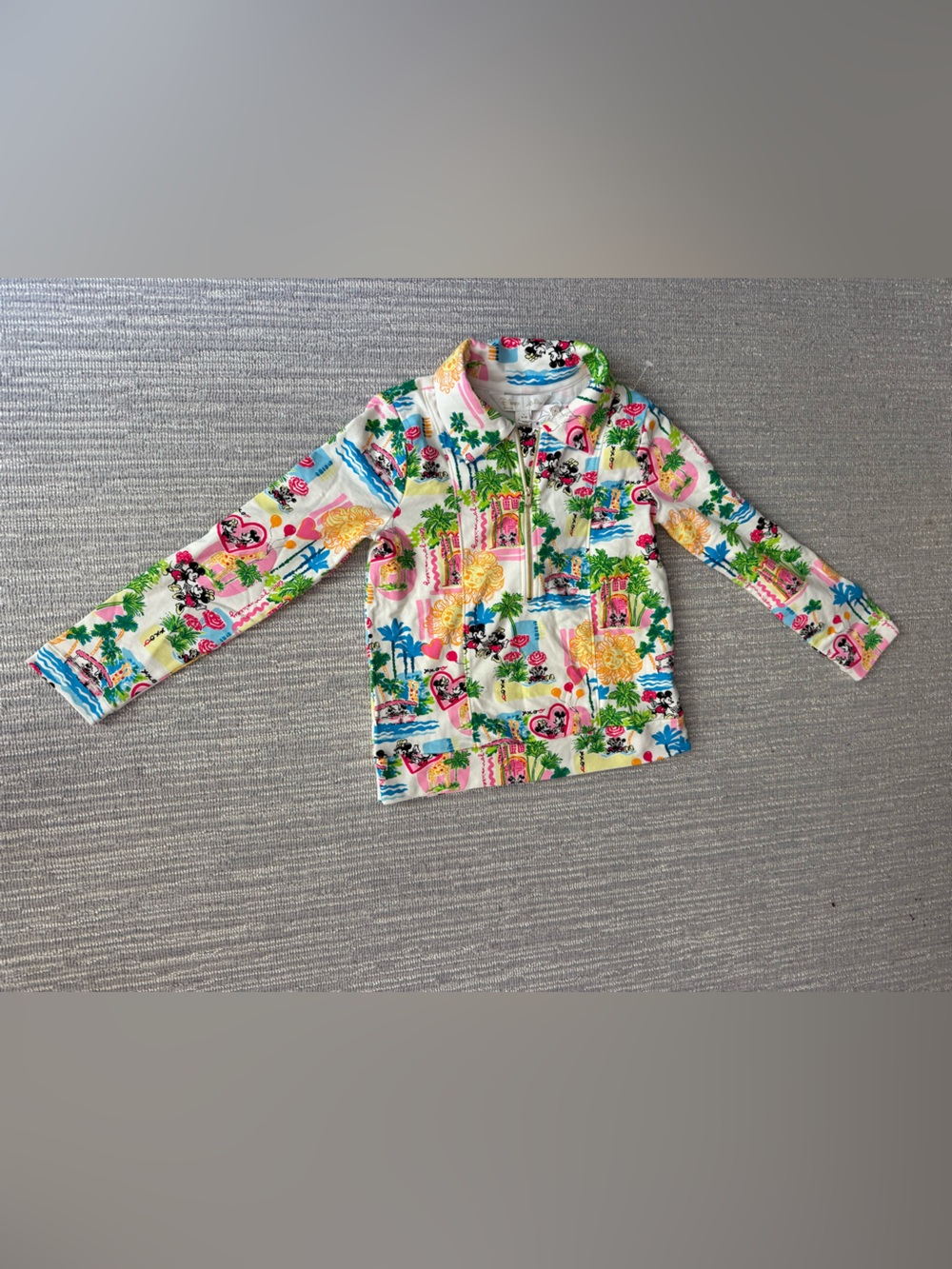 NWT Disney x Lilly Pulitzer Mickey and Mini Half Zip Pullover size L 8-10 yrs - Picture 2 of 6